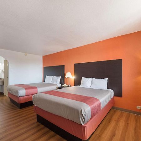Motel 6 San Antonio Tx I10 West Екстериор снимка