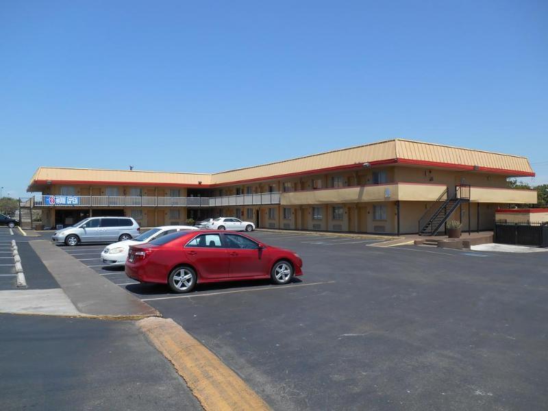 Motel 6 San Antonio Tx I10 West Екстериор снимка