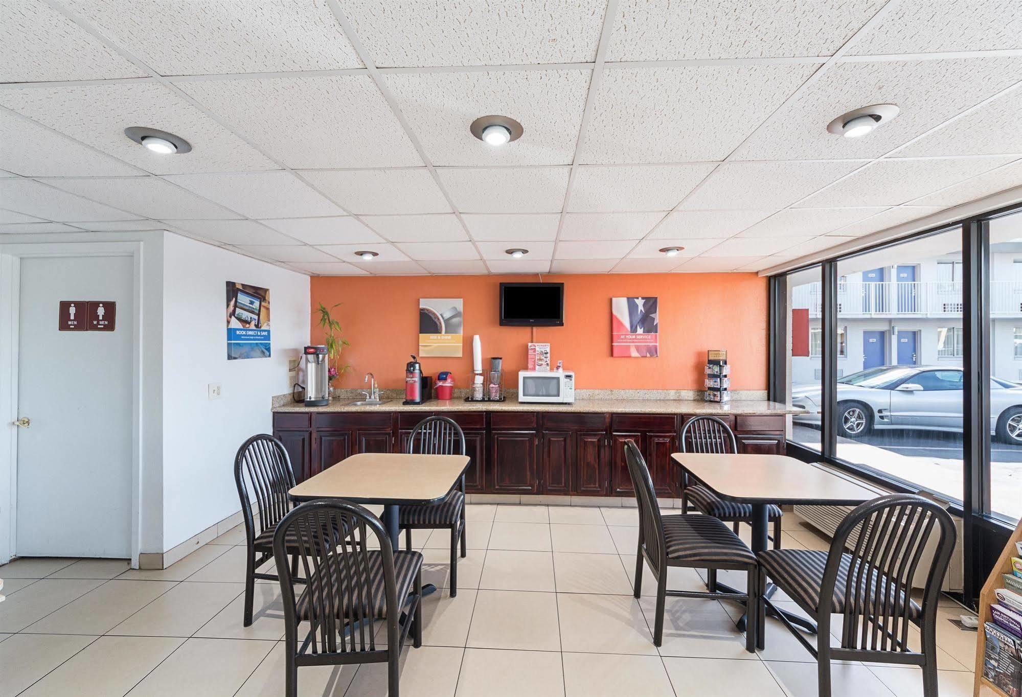 Motel 6 San Antonio Tx I10 West Екстериор снимка