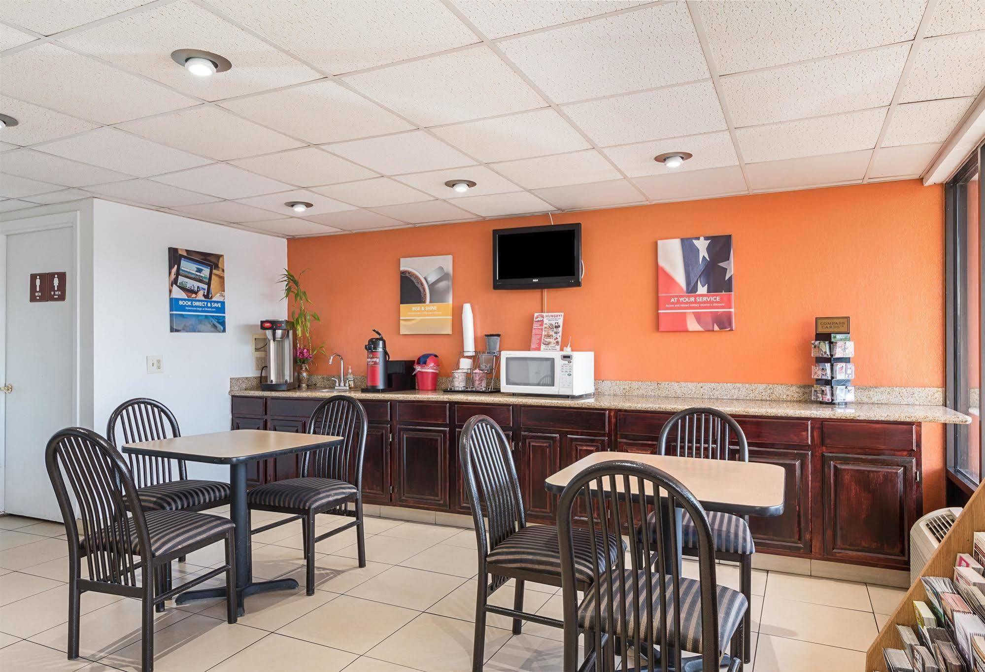 Motel 6 San Antonio Tx I10 West Екстериор снимка