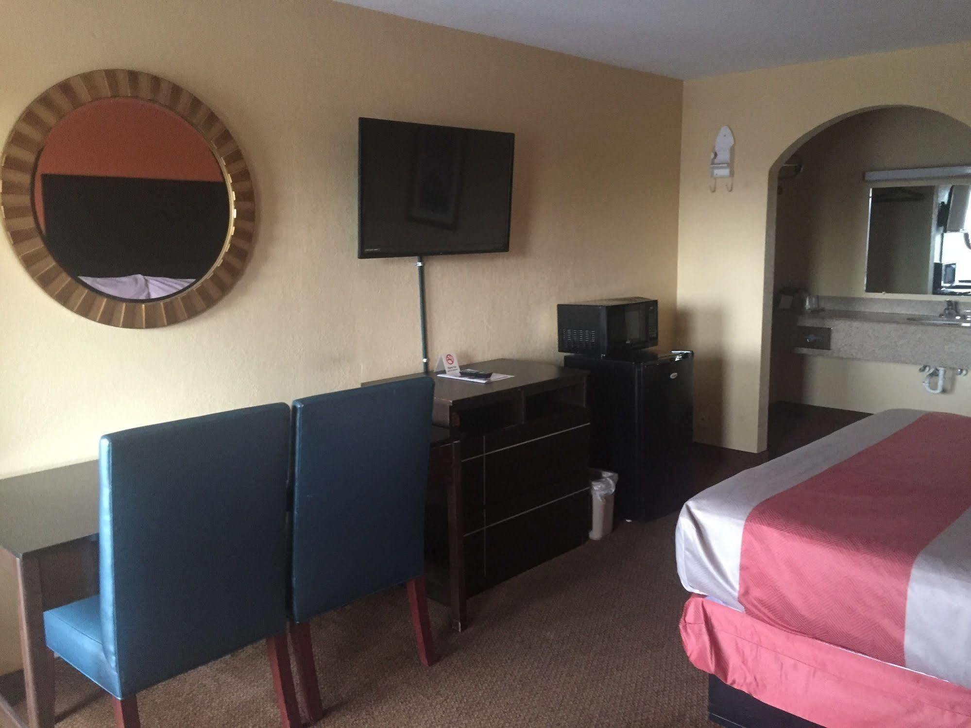 Motel 6 San Antonio Tx I10 West Екстериор снимка