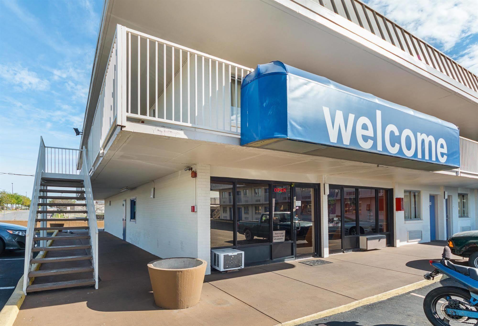 Motel 6 San Antonio Tx I10 West Екстериор снимка
